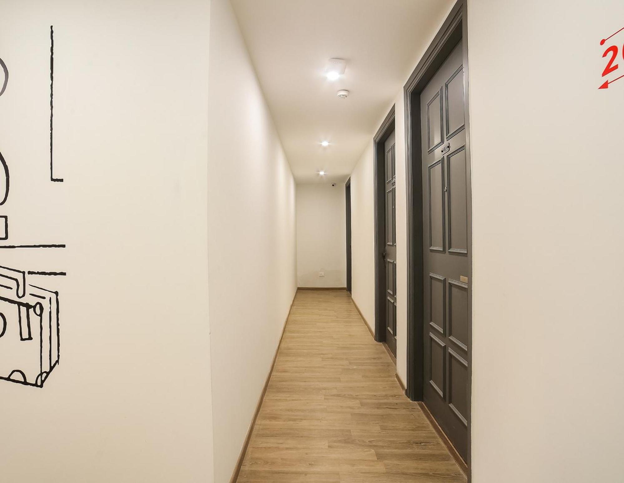 Super Townhouse Near Appu Ghar Hotel Gurgaon Eksteriør billede