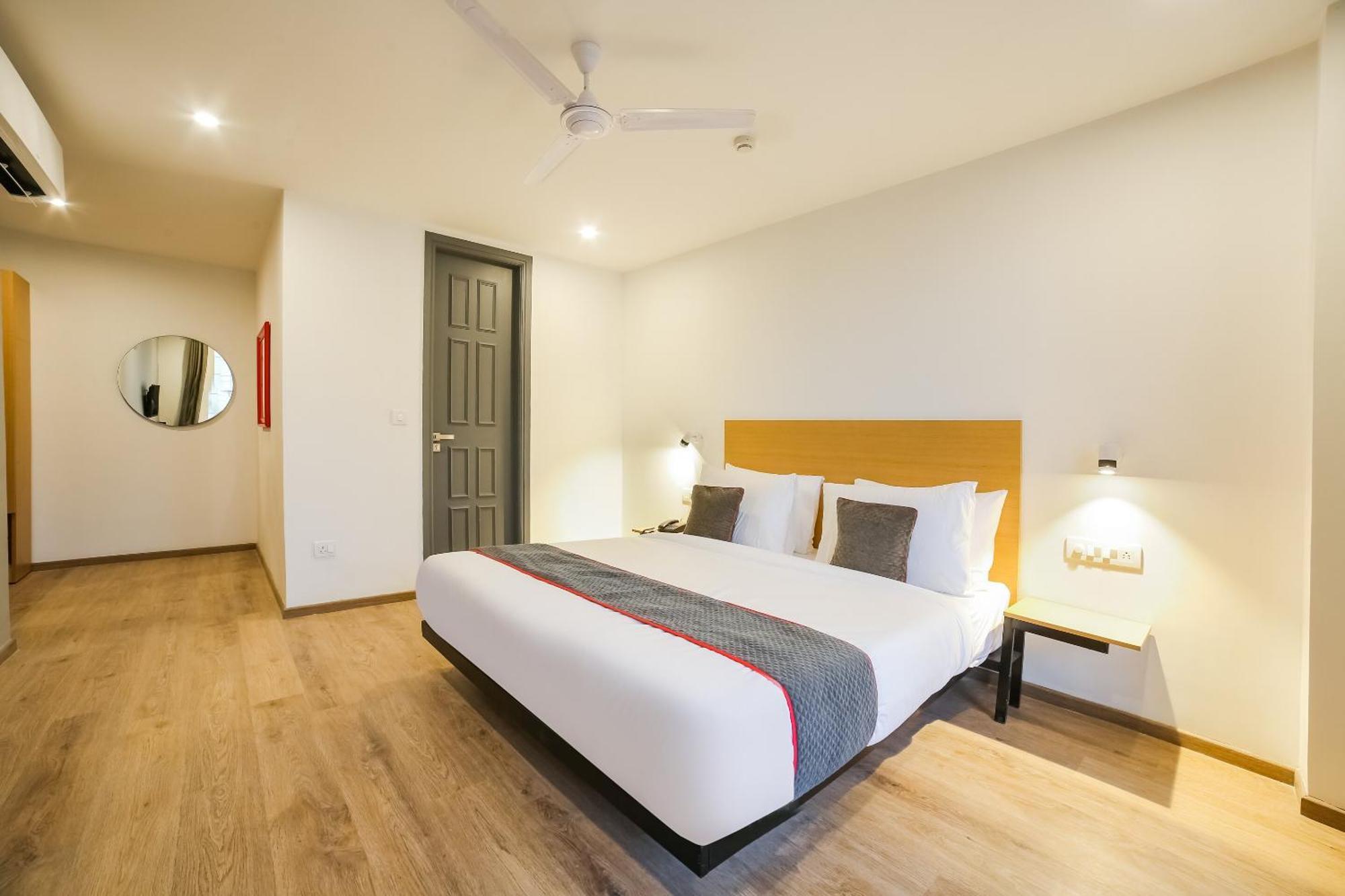 Super Townhouse Near Appu Ghar Hotel Gurgaon Eksteriør billede