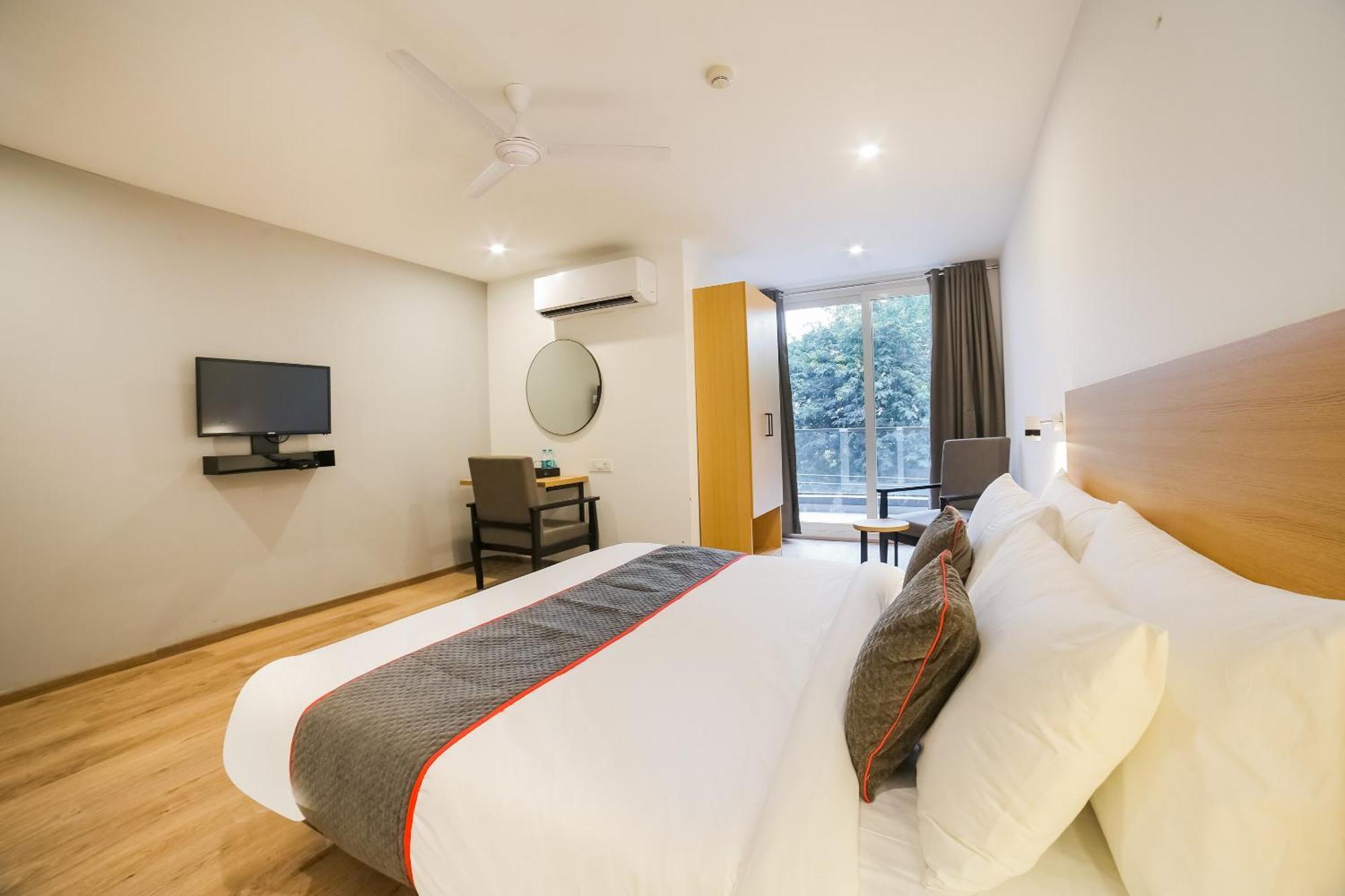 Super Townhouse Near Appu Ghar Hotel Gurgaon Eksteriør billede