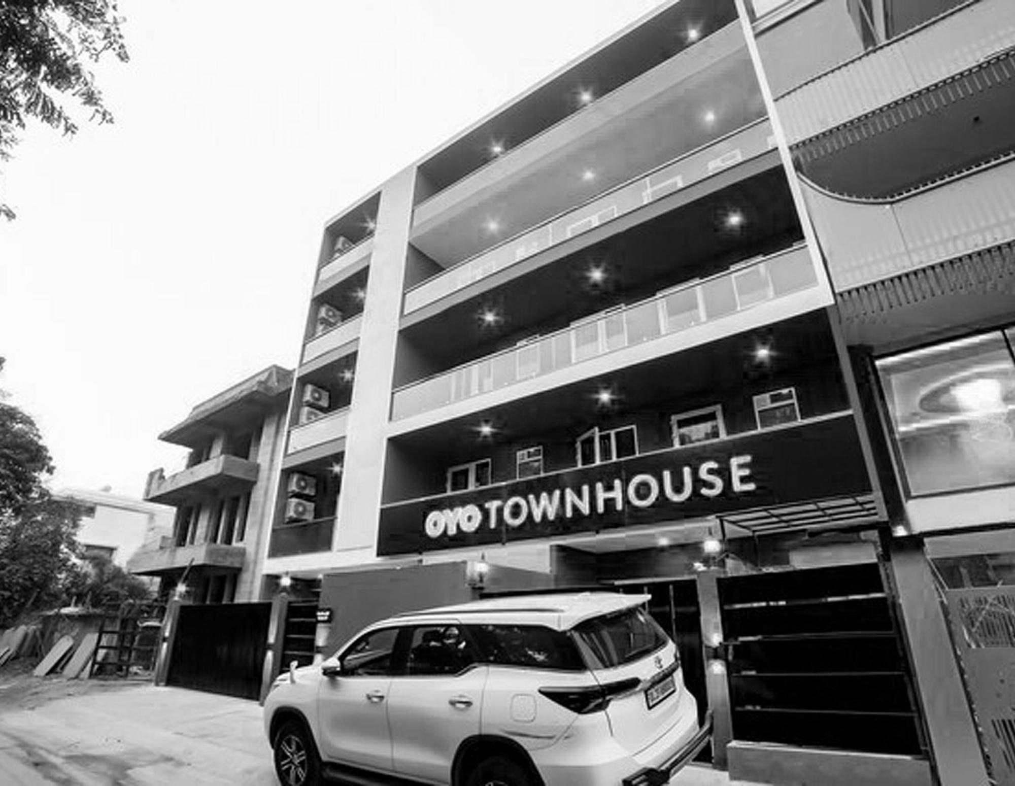 Super Townhouse Near Appu Ghar Hotel Gurgaon Eksteriør billede