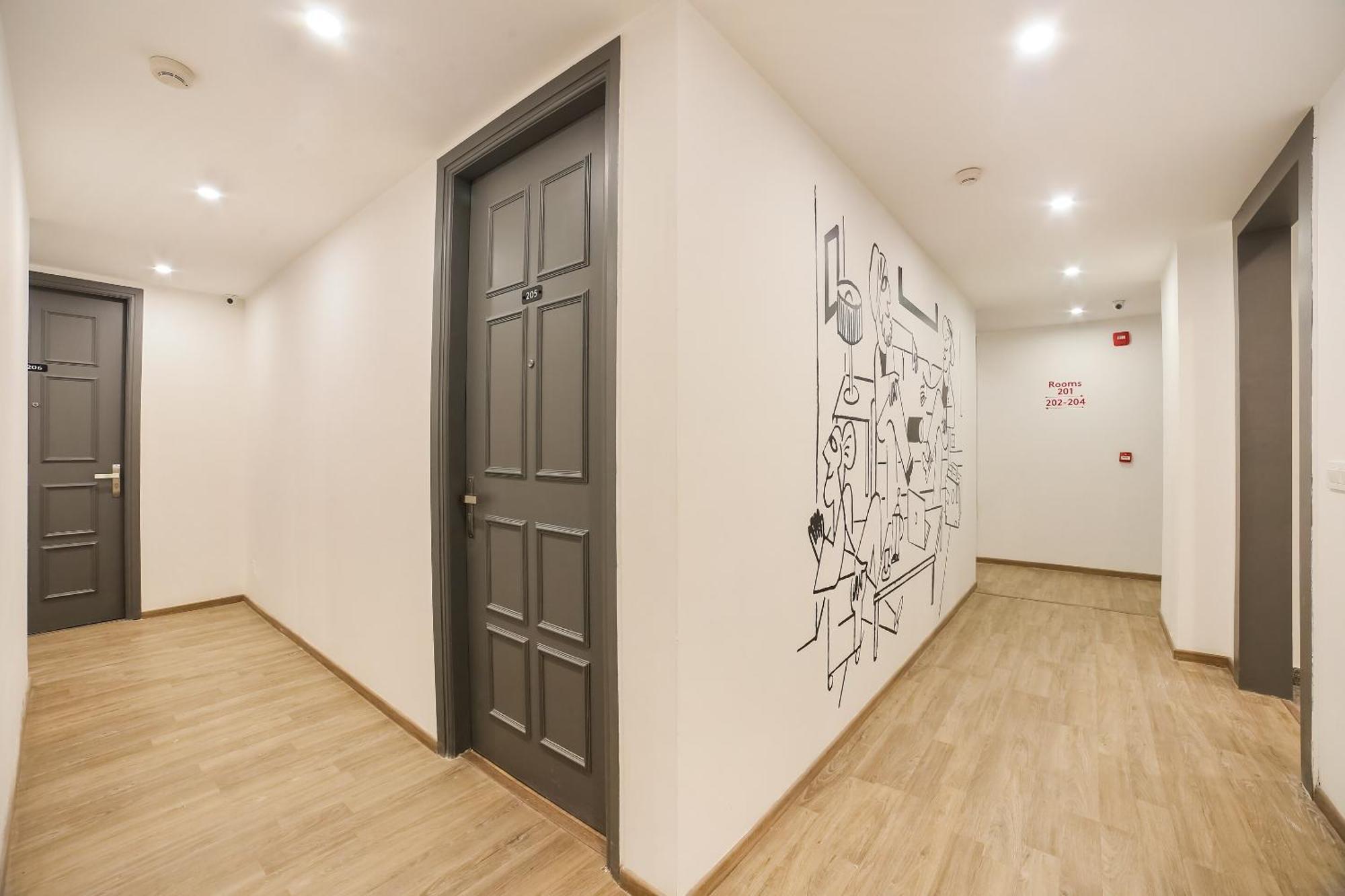 Super Townhouse Near Appu Ghar Hotel Gurgaon Eksteriør billede